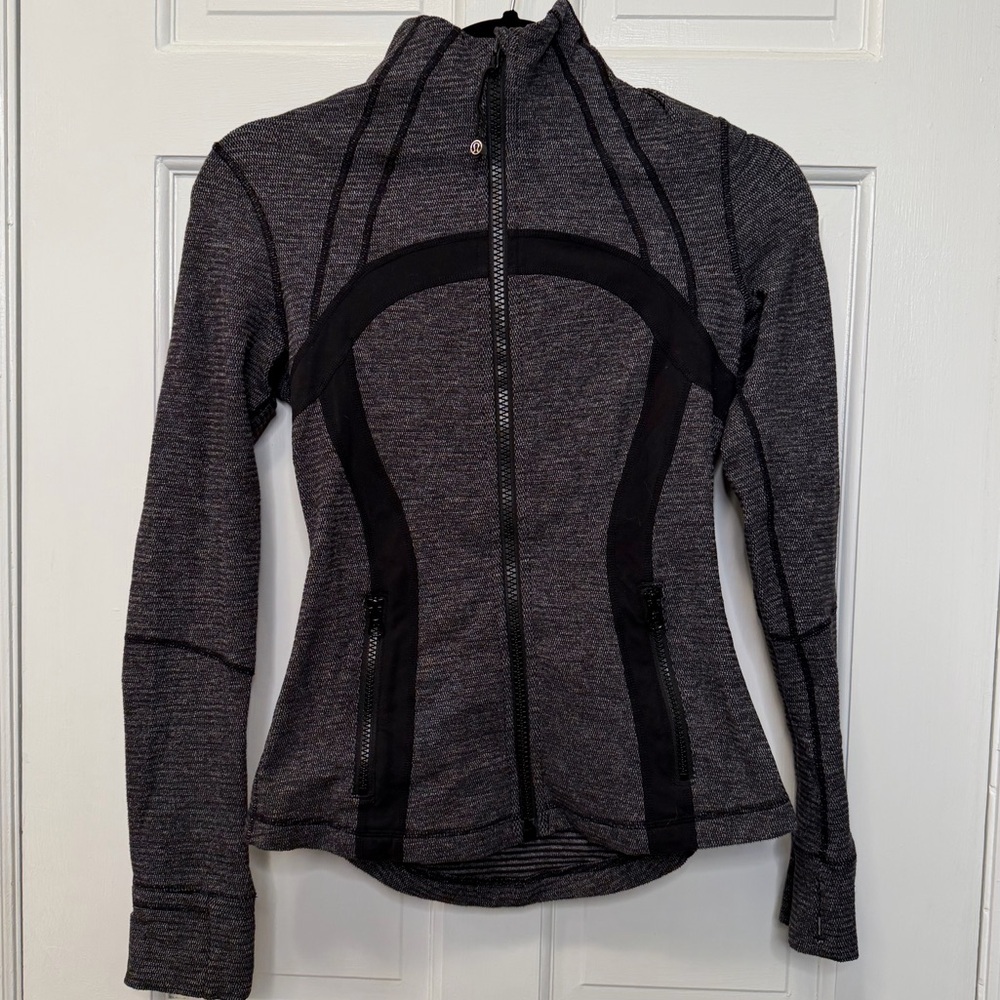 Lululemon Black & Gray Herringbone‎ Define Jacket Full Zip Athletic Size 4